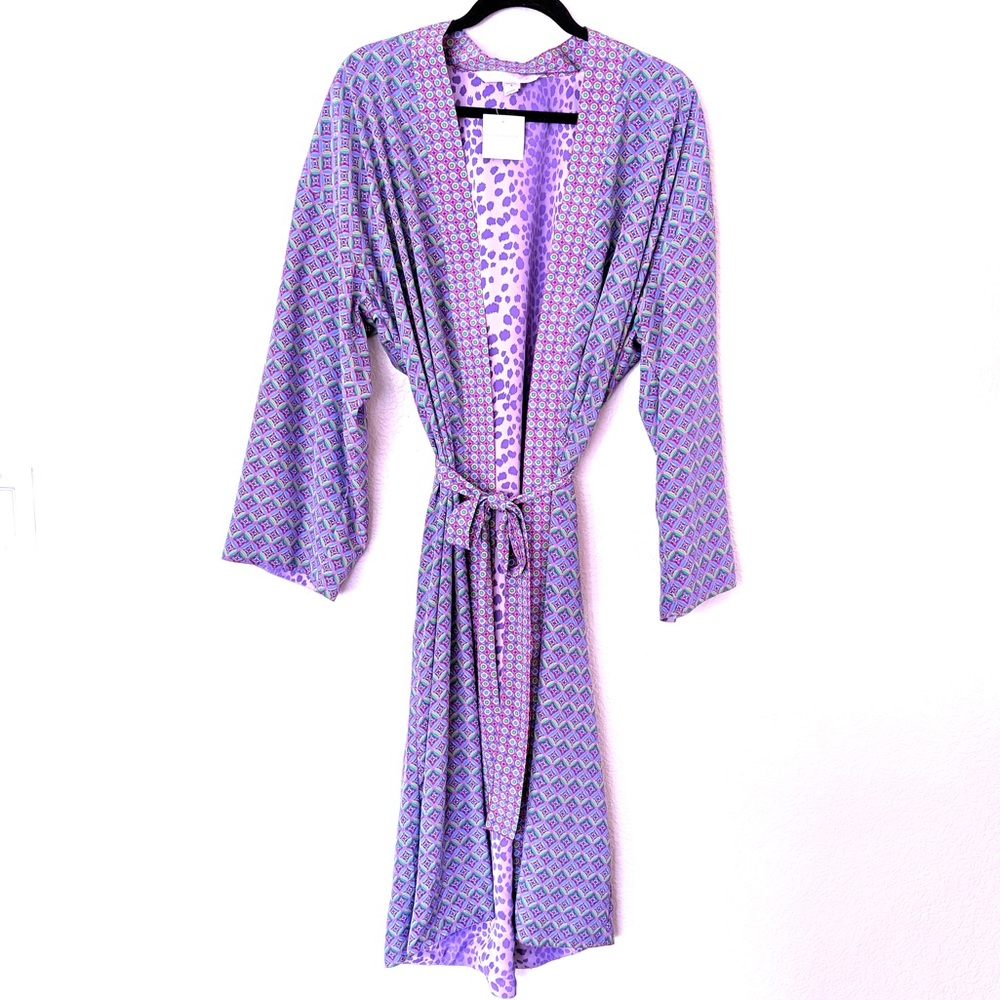 Victoria’s Secret Reversible Robe Purple NWT Sz Small - Picture 2 of 4